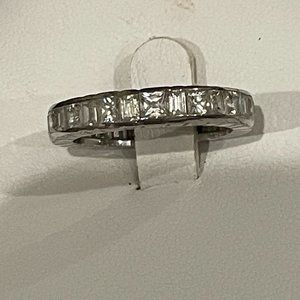 Fashion Ladies Wedding Band